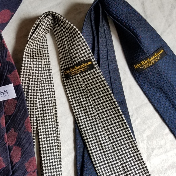 Ties, 2 Boss + 2 Iris Richardson - Picture 5 of 5